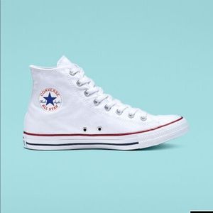 Converse Chuck Taylor’s in Optic White